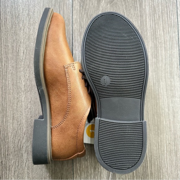 Cat & Jack Brown Kids Dress Shoes - Picture 7 of 8